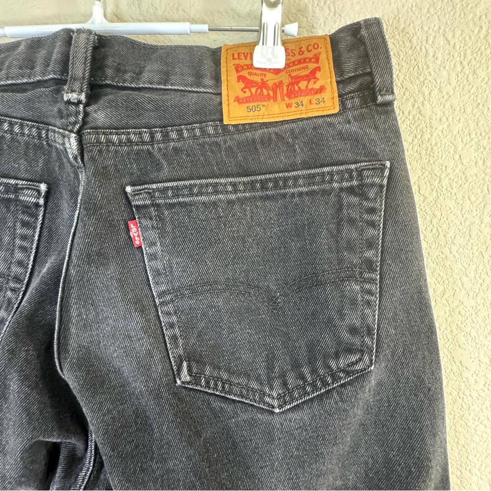 Levi's Men’s Vintage 505 Black Straight-Leg Jeans Classic Style 34 - Picture 6 of 11